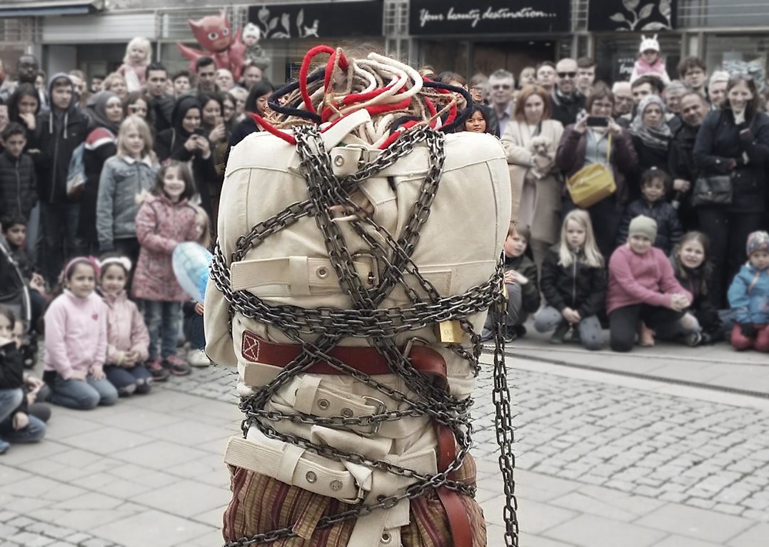 arkadia street performance